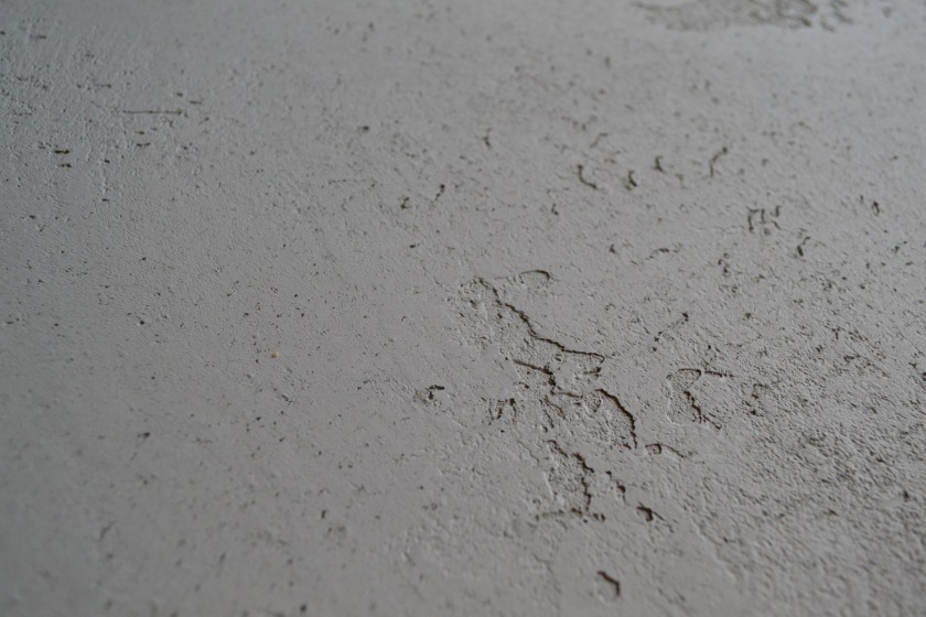 Heavily Distressed Concrete Effect Plaster