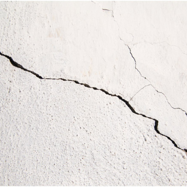 Does Venetian plaster crack?